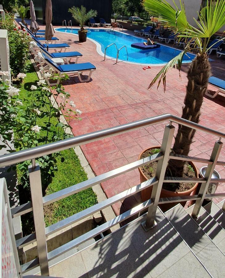 Апартамент Cacao Residence Pantai Sunny Bagian luar foto