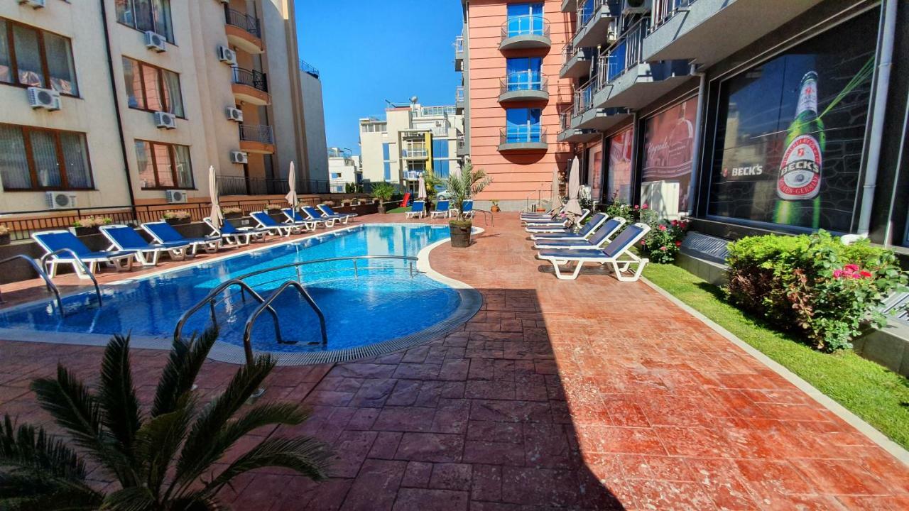 Апартамент Cacao Residence Pantai Sunny Bagian luar foto