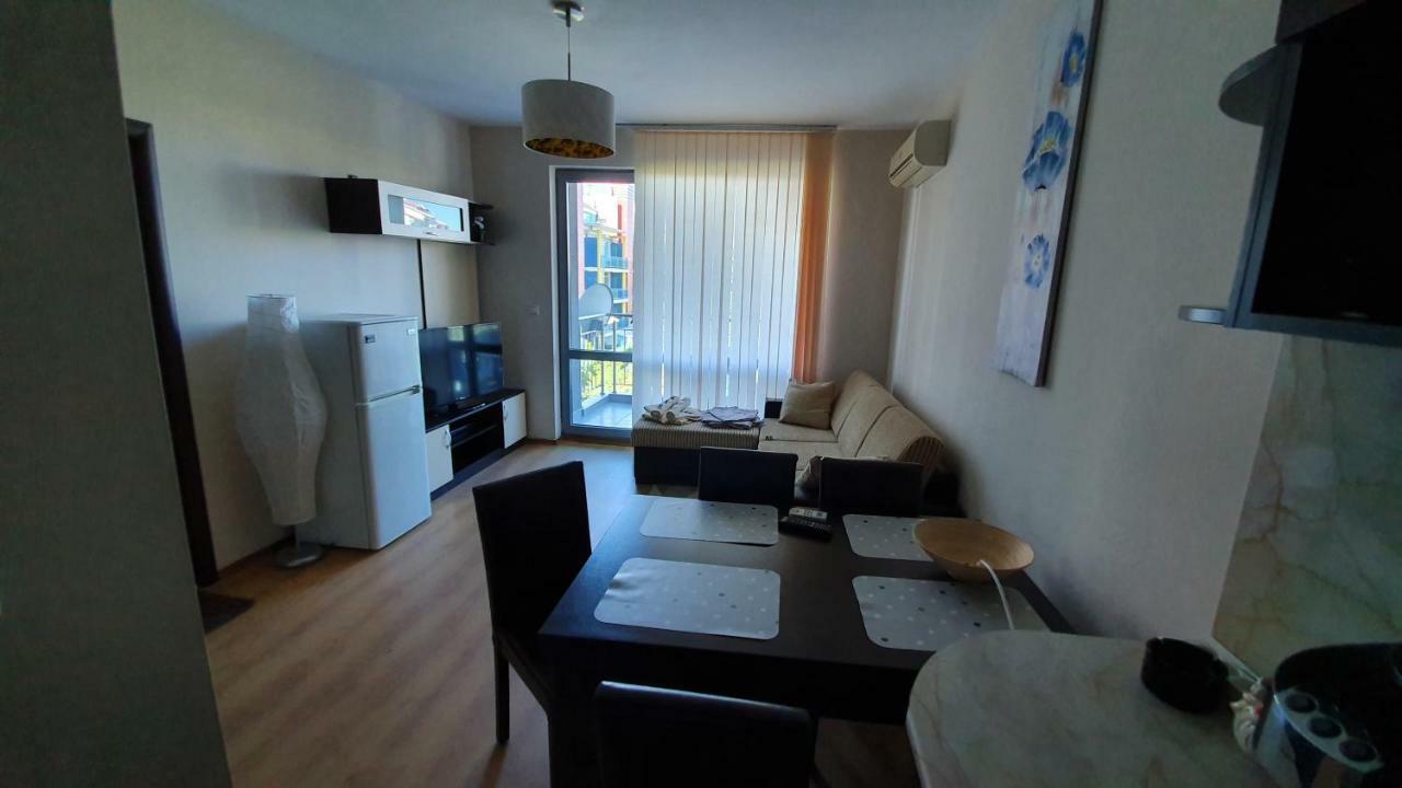Апартамент Cacao Residence Pantai Sunny Bagian luar foto