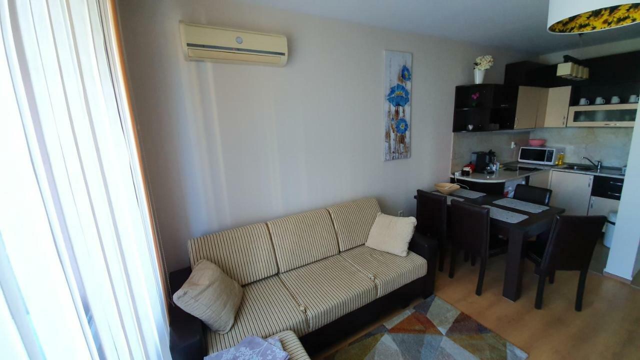 Апартамент Cacao Residence Pantai Sunny Bagian luar foto