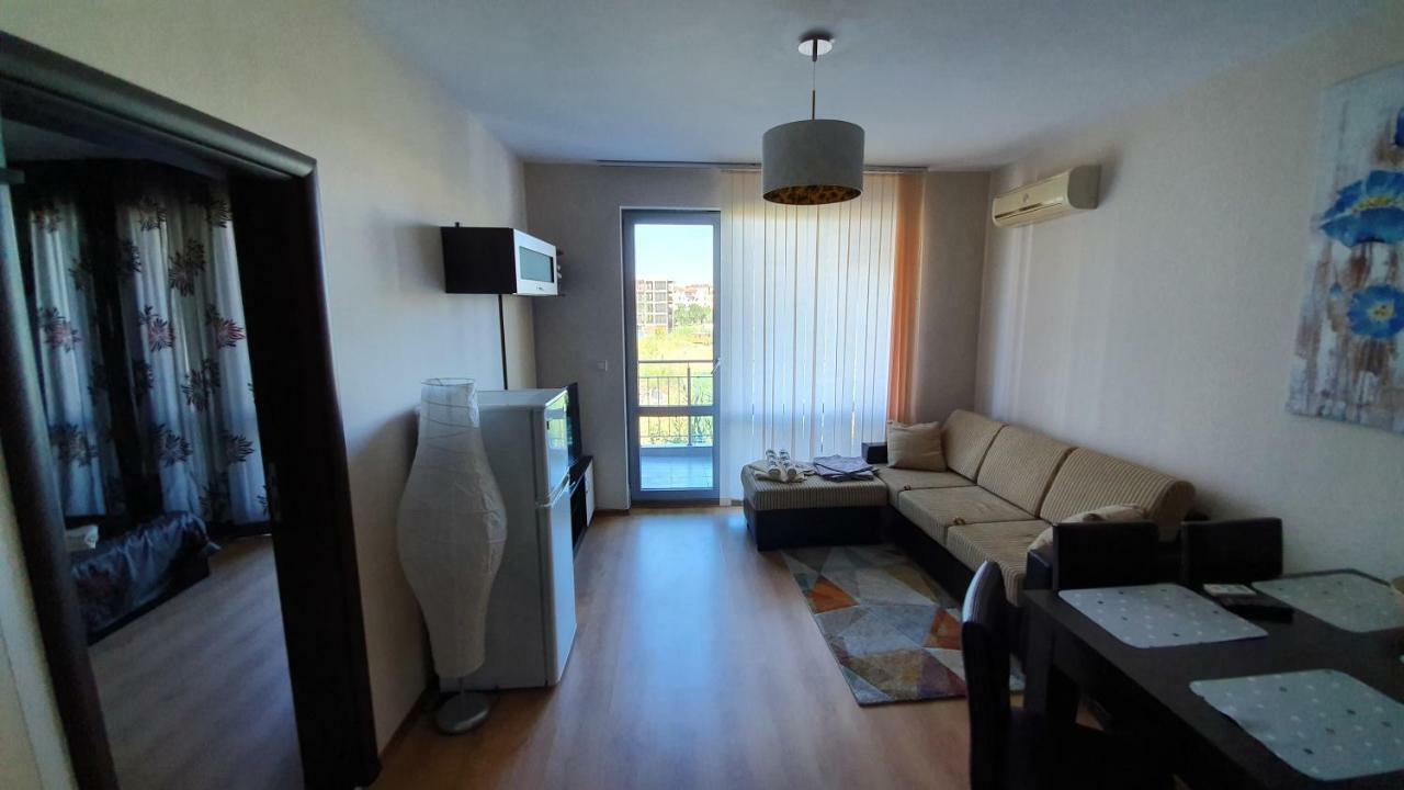 Апартамент Cacao Residence Pantai Sunny Bagian luar foto
